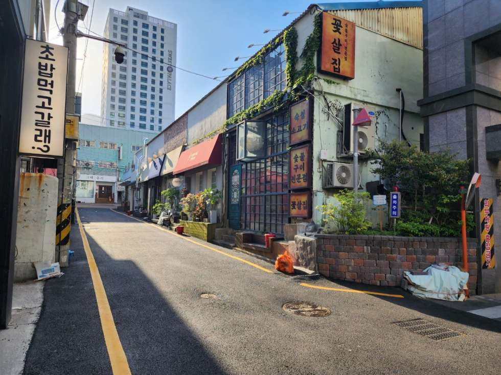 부산 부산진구 전포동 놀이터 시장 대로변 이쁜상가 월세 매물번호 11512 사진 1