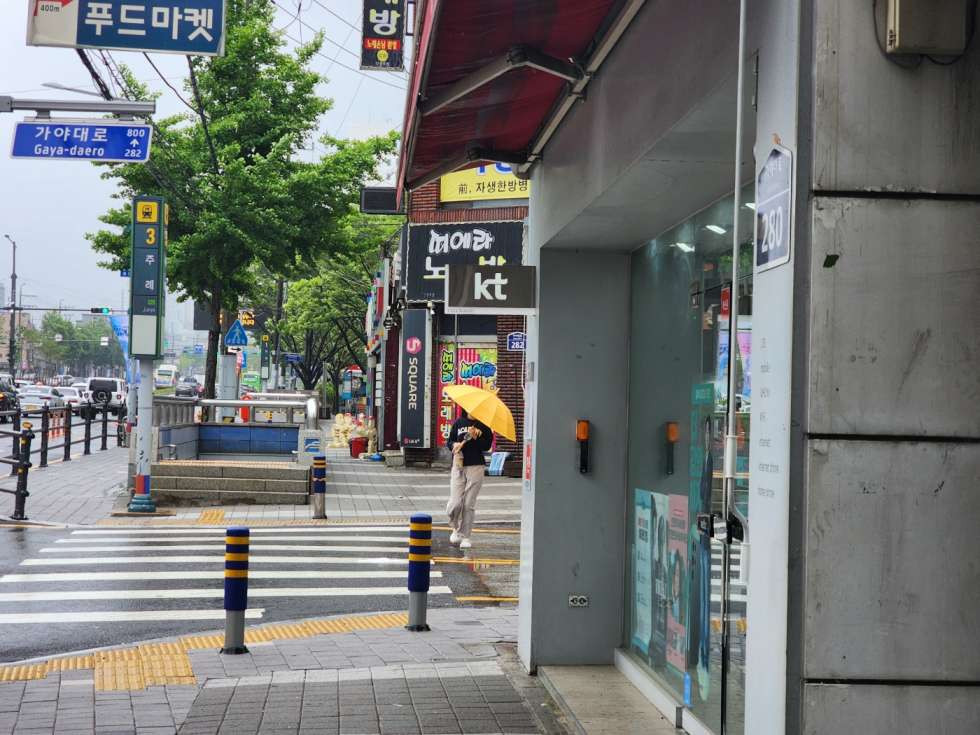 부산 사상구 주례동 주례역세권 깔끔한 리모델링 23평 상가 임대 월세 매물번호 11528 사진 1