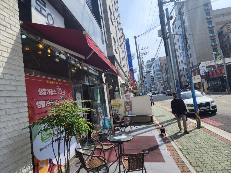 부산 부산진구 양정동 시청 인근 도로변 1층 10평 상가 임대 월세 매물번호 11555 사진 1
