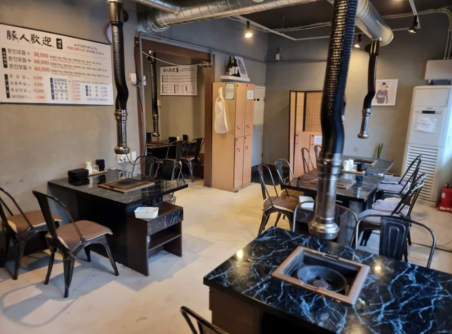 부산 동래구 안락동 온천천 카페거리 핫플레이스 상권 음식점 추천 월세 매물번호 11627 사진 1