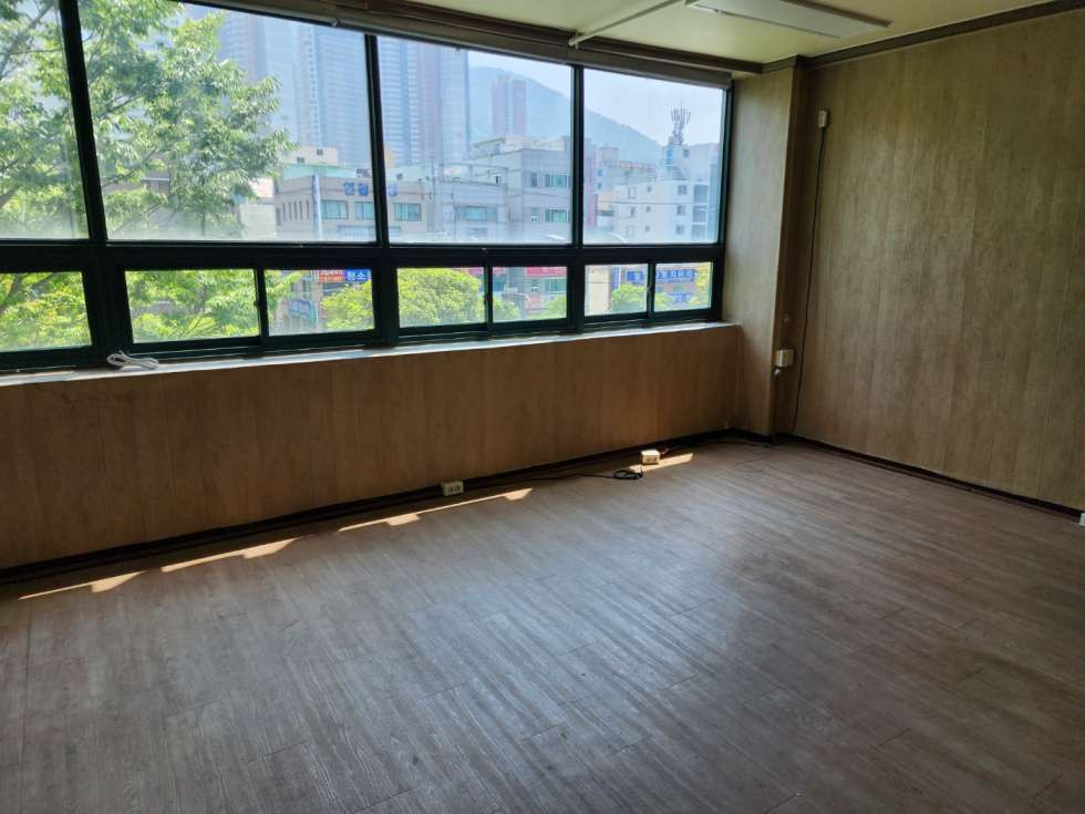 부산 부산진구 전포동 전포역 근처 깔끔한 사무실 월세 매물번호 11632 사진 6