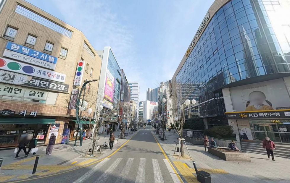 부산 동구 범일동 범일동 상권 핵심지역! 국민은행 맞은편 도로 코너자리 월세 매물번호 12026 사진 1