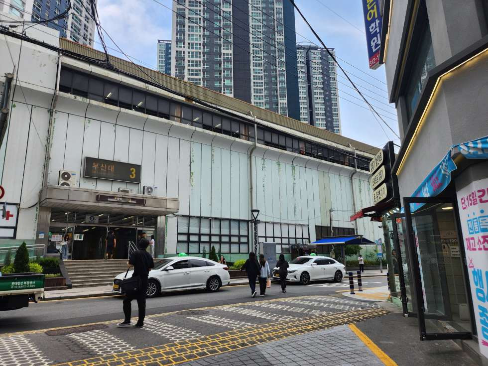 부산 금정구 장전동 구서동 디테일링샵 추천 / 세차장, 썬팅, 차량관련 업 추천 월세 매물번호 12055 사진 1