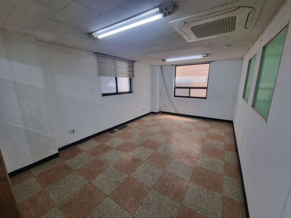 부산 동구 초량동 부산역 인근, 사무실 밀집 지역. 사진有 엘베o 룸2개 공간분리 월세 매물번호 12068 사진 3