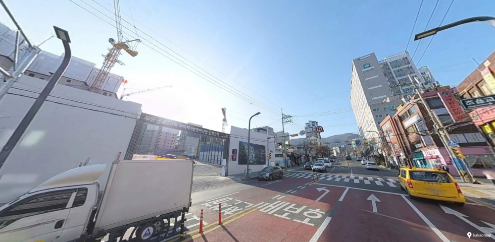 부산 부산진구 초읍동 초읍동 아파트밀집지역 대로변 1층 상가(25평)임대 월세 매물번호 12222 사진 1