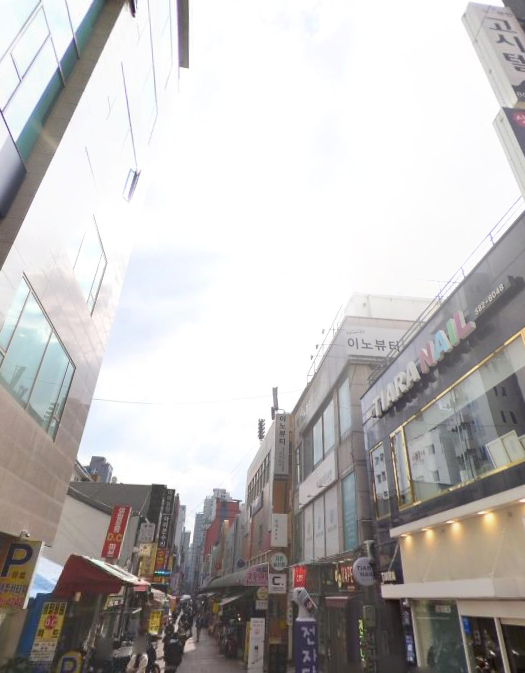 부산 부산진구 부전동 서면1번가 서면시장 2층 60평 무권리 상가 임대 월세 매물번호 12224 사진 1
