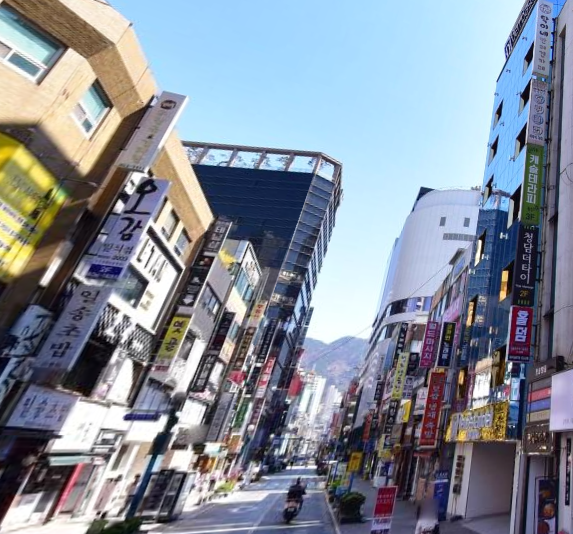 부산 부산진구 부전동 서면1번가 상상마당 대로변 1층 92평 상가임대 월세 매물번호 12413 사진 1
