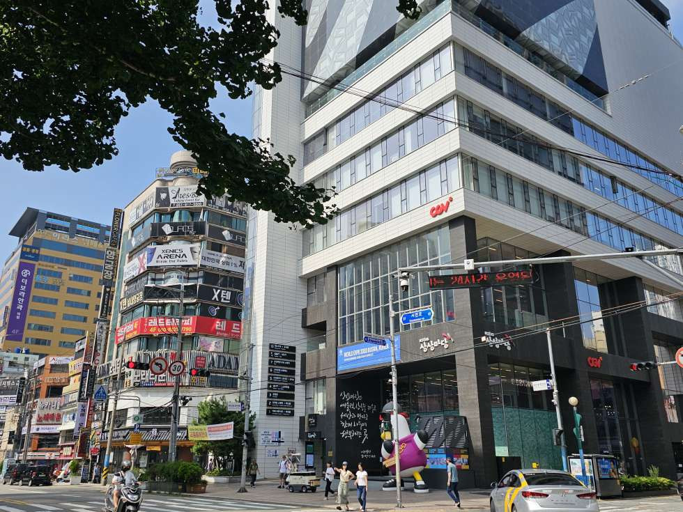부산 부산진구 부전동 서면롯데백화점 인근 유동인구 바글바글한 2층 단란주점 자리 월세 매물번호 12695 사진 1
