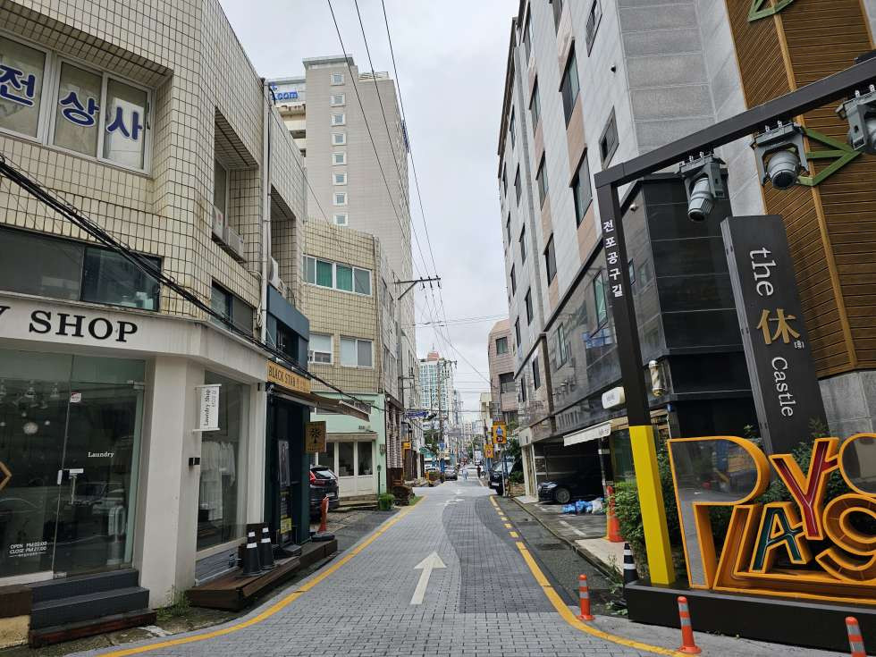 부산 부산진구 전포동 전포동 전리단길 내 1층 가로로 넓은 전면 좋은 상가자리! 월세 매물번호 13069 사진 1