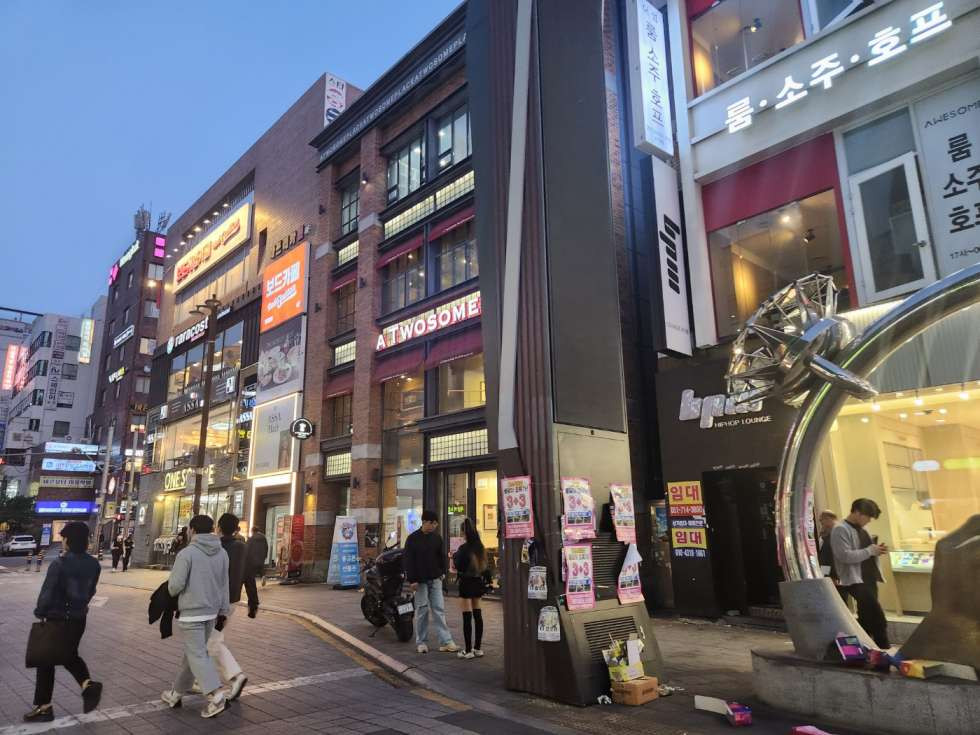 부산 부산진구 부전동 서면 2번가 메인상권 중심 1층 약 20평 월세 매물번호 12974 사진 3