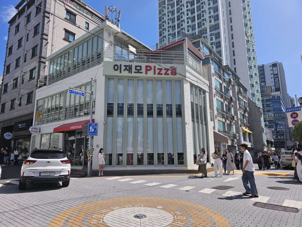 부산 부산진구 전포동 엘프리메로동 전포카페거리 확실한 고정수요 확보된 오피스텔 단지내 1층 13평 상가자리!! 월세 매물번호 13525 사진 1