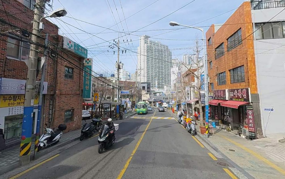 부산 부산진구 전포동 주건축물제1동 전포동 대단지아파트 인근 대로변 1층 39평 음식점/고깃집 추천 월세 매물번호 13543 사진 1