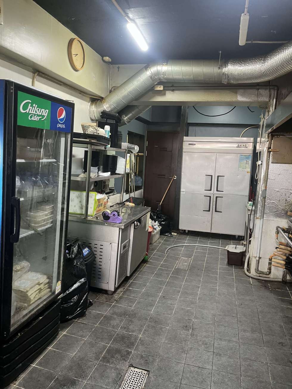 부산 연제구 연산동 연산동 아파트 단지 1층 12평 저렴한 배달업 추천 상가 임대(도시가스) 월세 매물번호 13743 사진 2