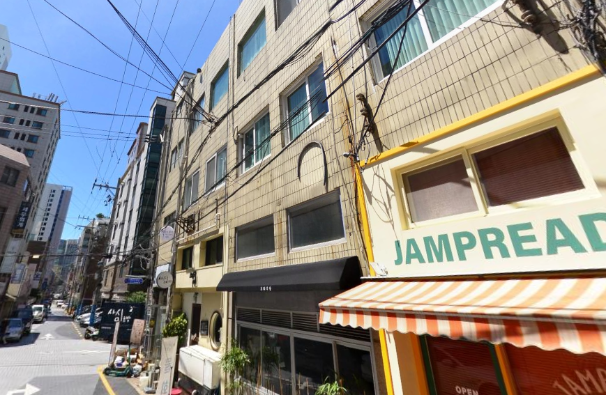 부산 부산진구 전포동 전포동 전리단길 1층 15평 카페 디저트 추천 상가 임대 월세 매물번호 13806 사진 1