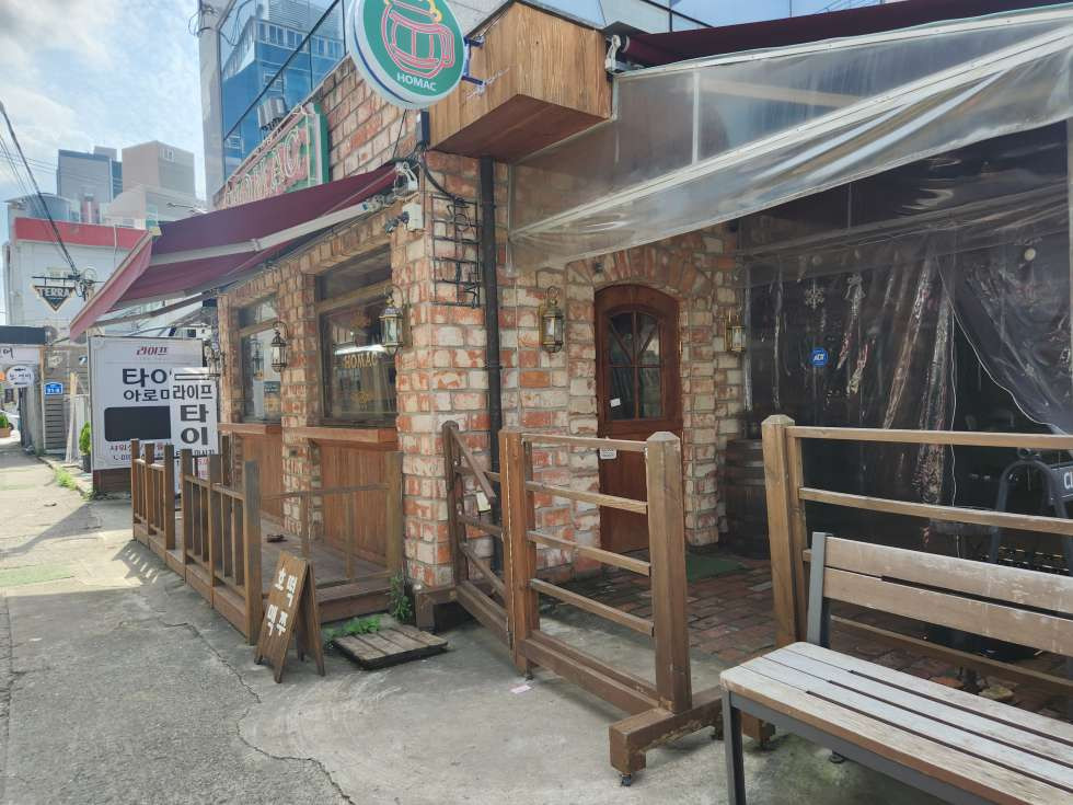 부산 연제구 연산동 주건축물제1동 시청 소소길 중심 2층 펍, 바, 포차 추천자리 약 22평 무권리 월세 매물번호 13678 사진 3