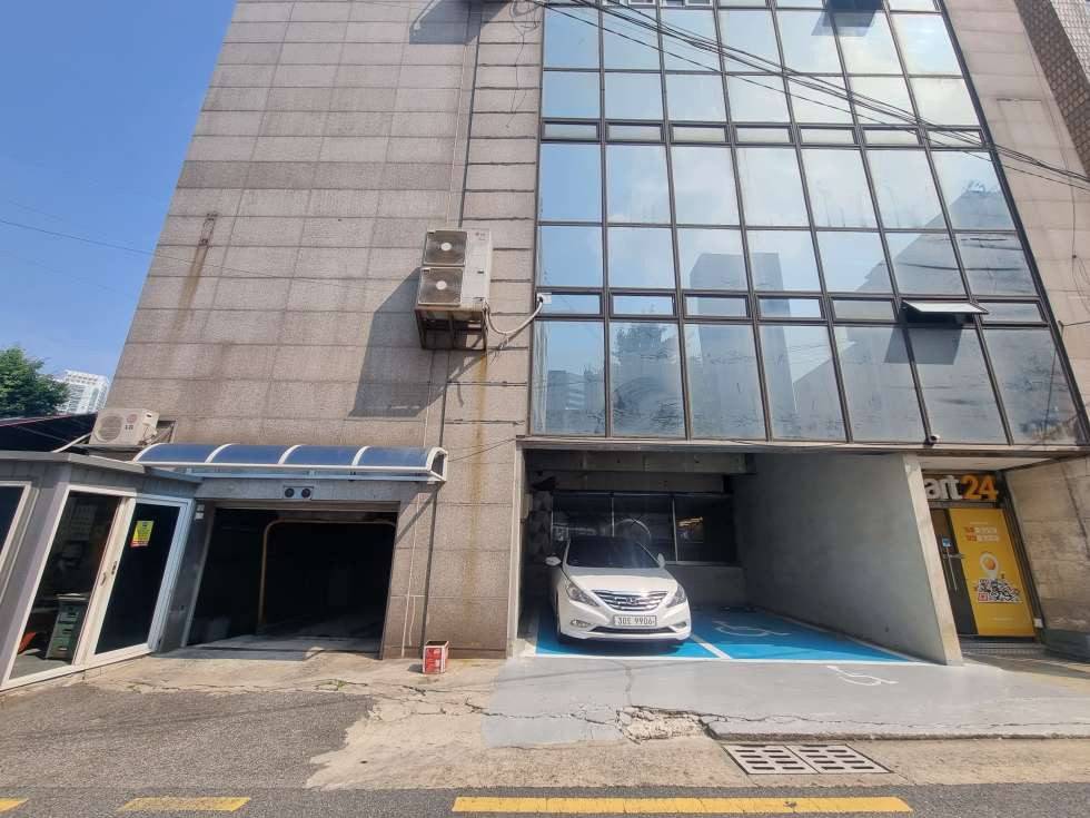부산 동구 범일동 범일 전화국 인근 저렴한 사무실 임대. 동천 앞 산책하기 좋음 월세 매물번호 12032 사진 1