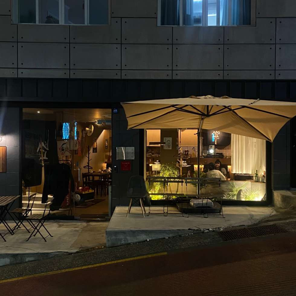 부산 부산진구 전포동 전포놀이터 상권 삼거리 코너자리 20평대 일반음식점 추천자리!!(24평 + 테라스공간) 월세 매물번호 13707 사진 1