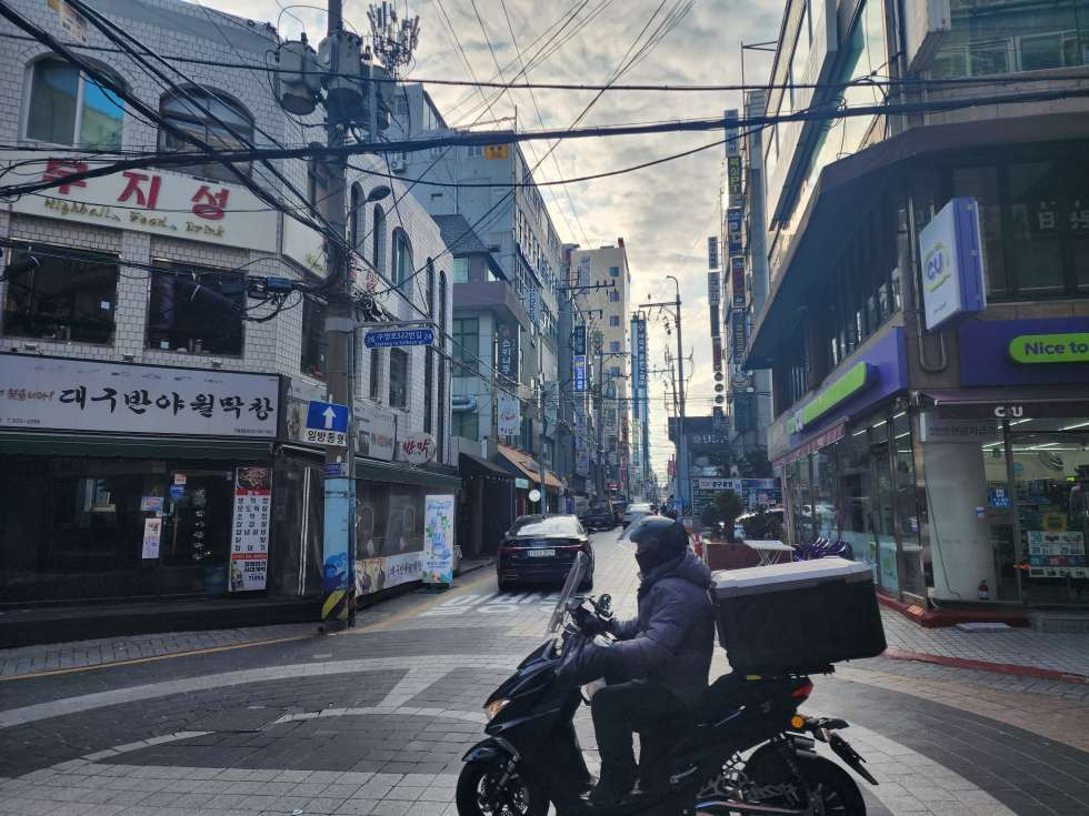 부산 남구 대연동 경성대 술 상권 중심 2층 25 포차 BAR 홀덤 추천 상가 임대 월세 매물번호 14118 사진 1