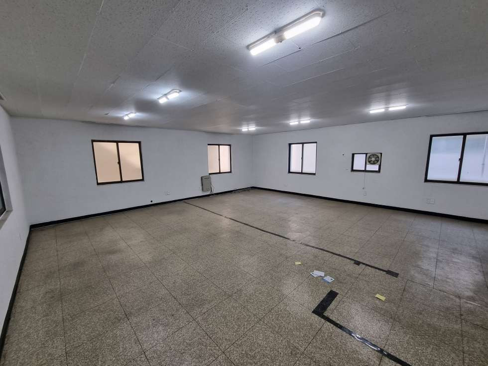 부산 중구 중앙동4가 부산사무실. 중앙동 업무지역 내 저렴한 25평 사무실 임대 월세 매물번호 14415 사진 3