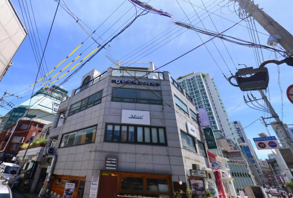 부산 부산진구 전포동 전포카페거리 메인거리 통건물 + 루프탑다용도 추천 상가 임대 월세 매물번호 13828 사진 1