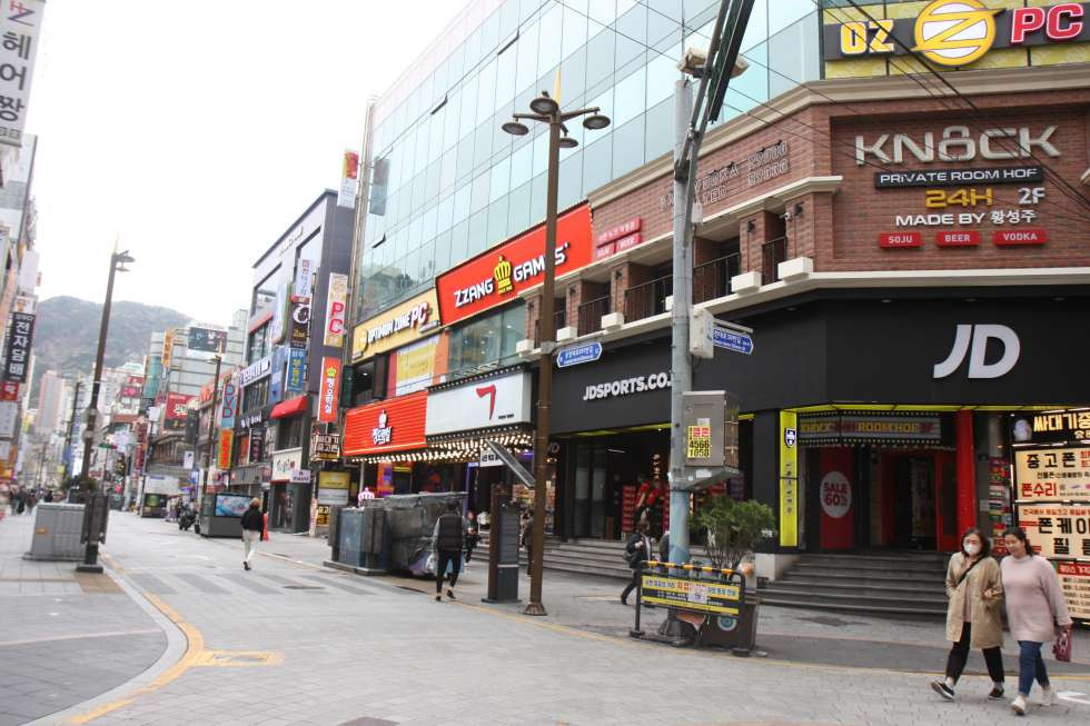 부산 부산진구 부전동 서면 2번가 핫플레이스 상권 , 건물전체 사용 약 70평 월세 매물번호 11930 사진 1