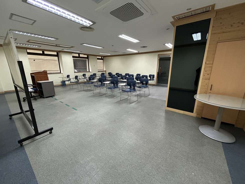 부산 중구 중앙동4가 중앙동 부산역 인근 시설 깔끔한 중형 사무실! 월세 매물번호 14553 사진 1
