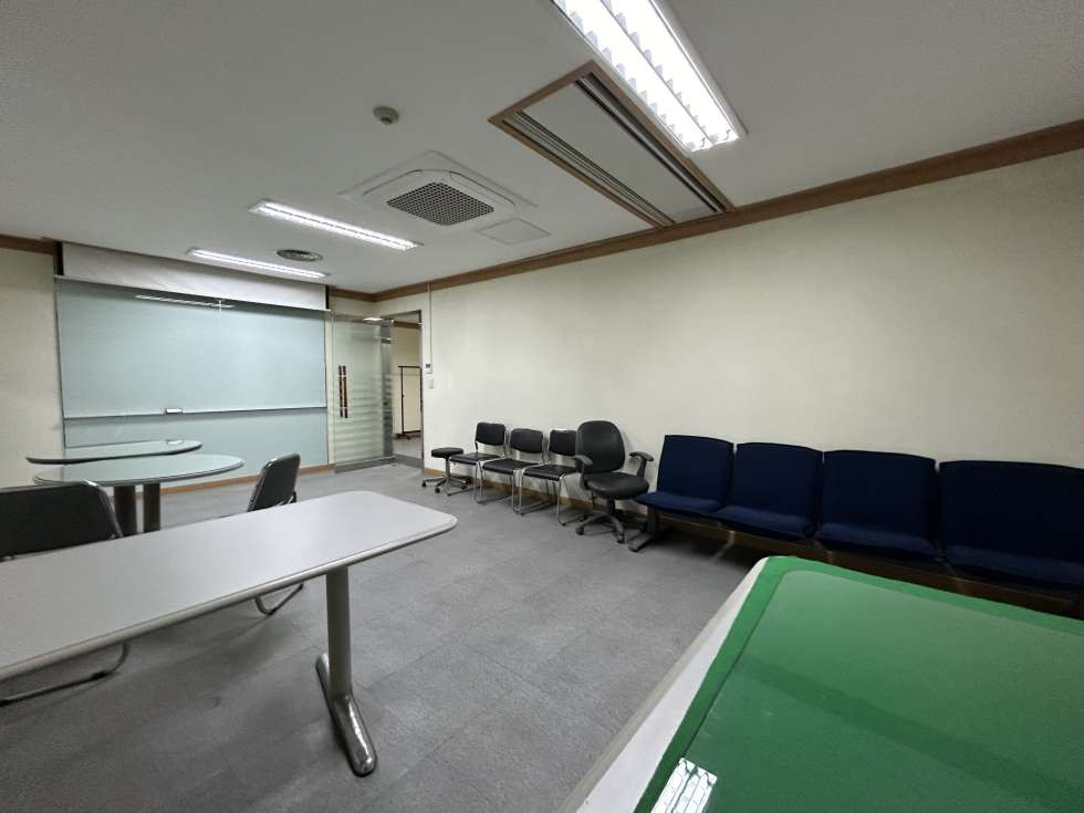 부산 중구 중앙동4가 중앙동 부산역 인근 시설 깔끔한 중형 사무실! 월세 매물번호 14553 사진 6