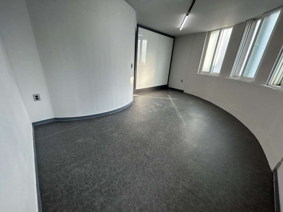 부산 중구 중앙동5가 중앙동 업무지역 내 신축 사무실 임대! 내부 인테리어 깔끔 월세 매물번호 14558 사진 15