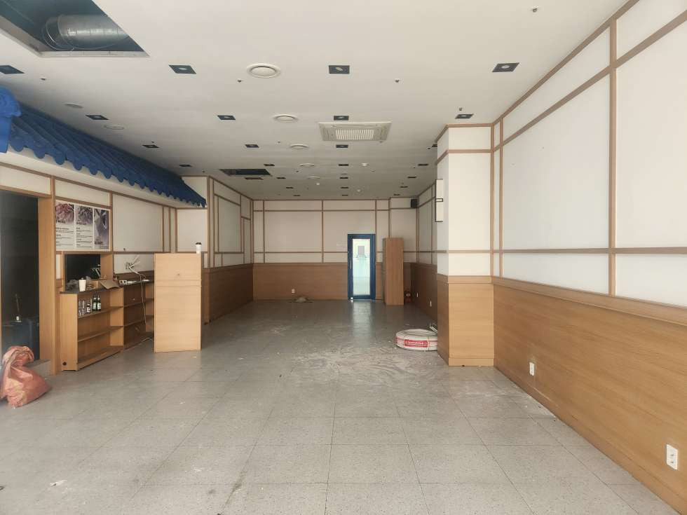 부산 연제구 연산동 연산역 대로변 20평대 무권리, 테이크아웃 업종 추천 월세 매물번호 14574 사진 1