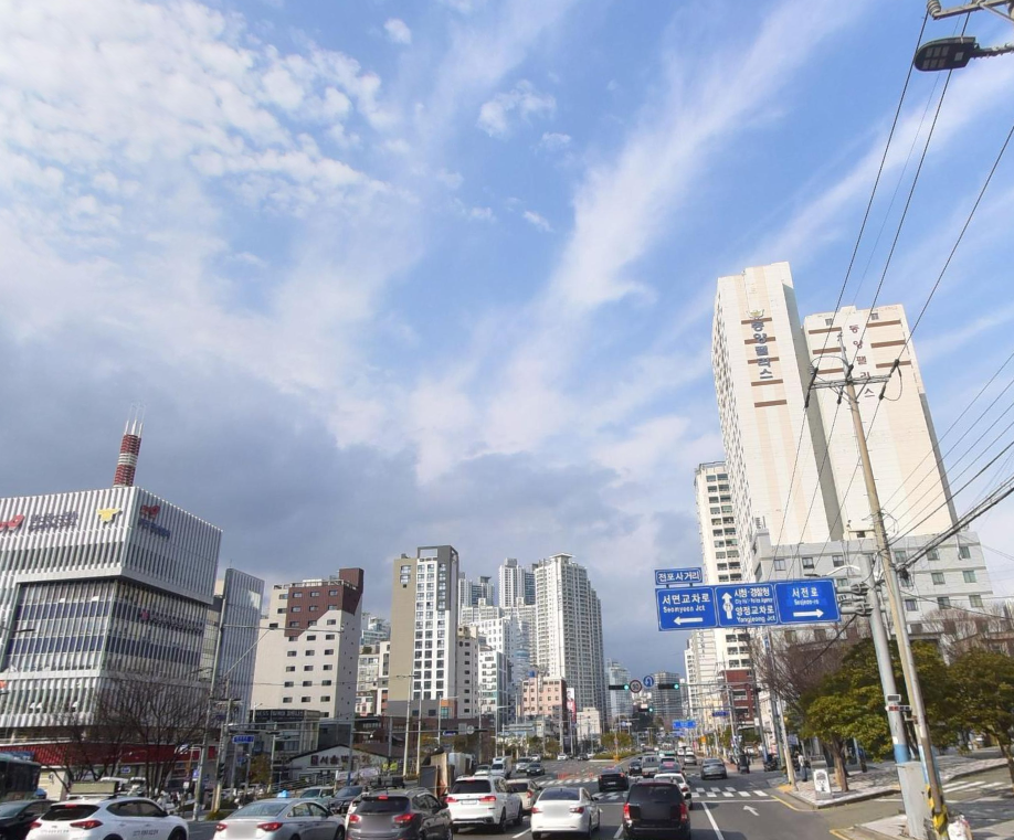 부산 부산진구 전포동 전포동 사잇길 대로변 지하 1층 40평 주점 식당 추천 상가 임대 월세 매물번호 14720 사진 1