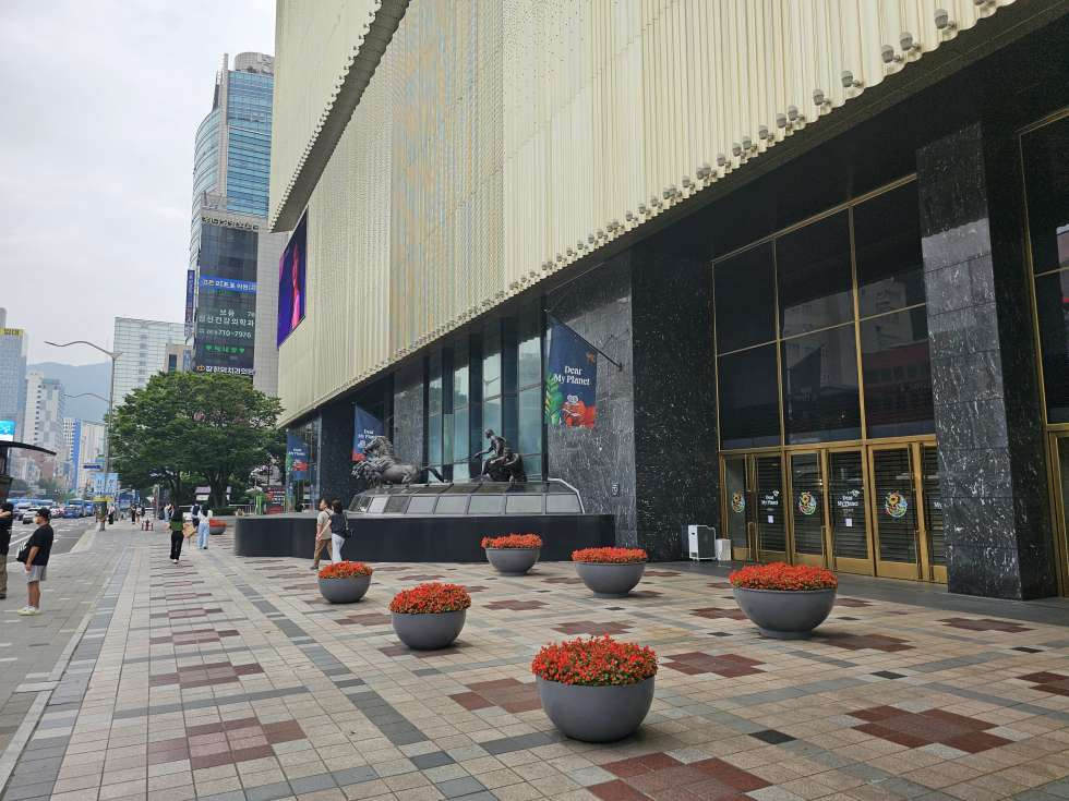 부산 부산진구 부전동 롯데백화점 인근 접근성 좋은 지하1층 상가자리! 월세 매물번호 12683 사진 1