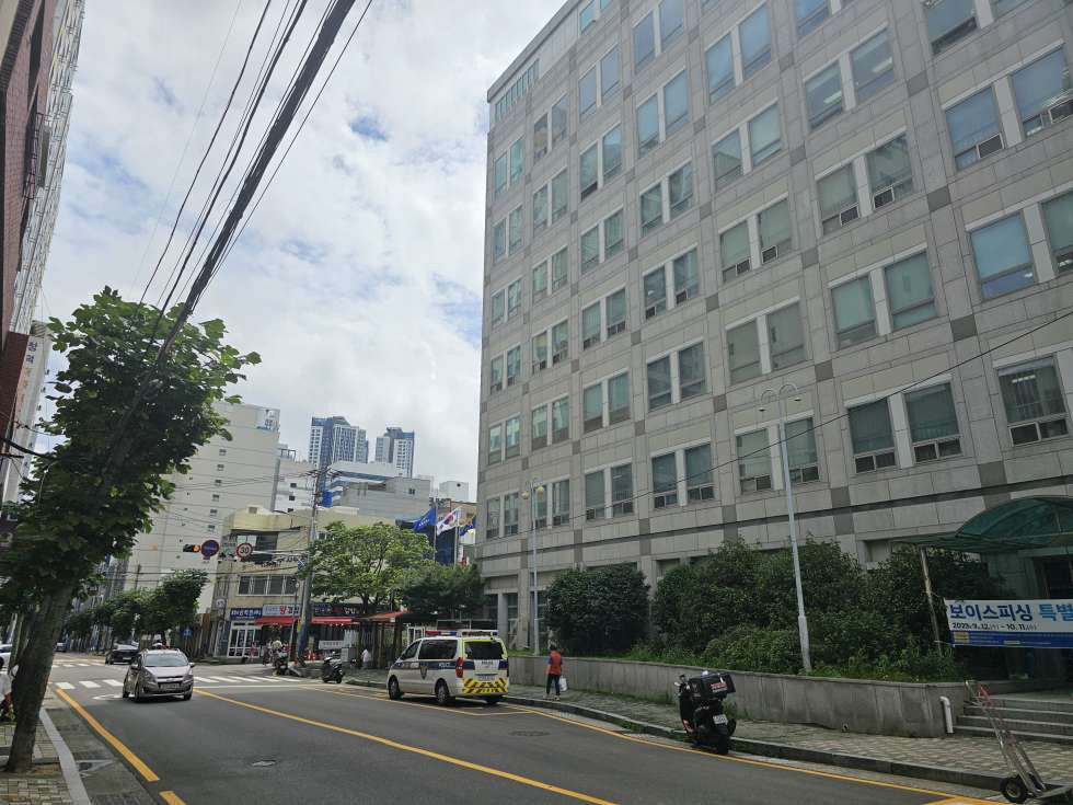 부산 부산진구 부전동 부산진경찰서 인근 코너변 13평 1층 상가자리! 월세 매물번호 12599 사진 1