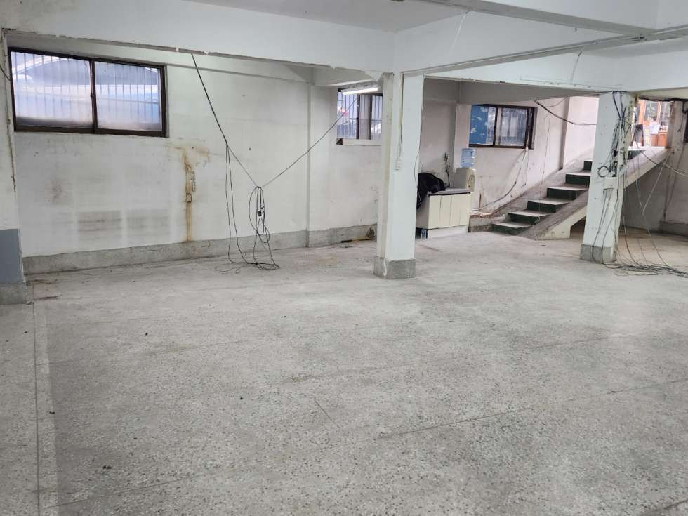 부산 부산진구 전포동 전포사잇길 지하1층 대형평수 무권리 월세 매물번호 15002 사진 4