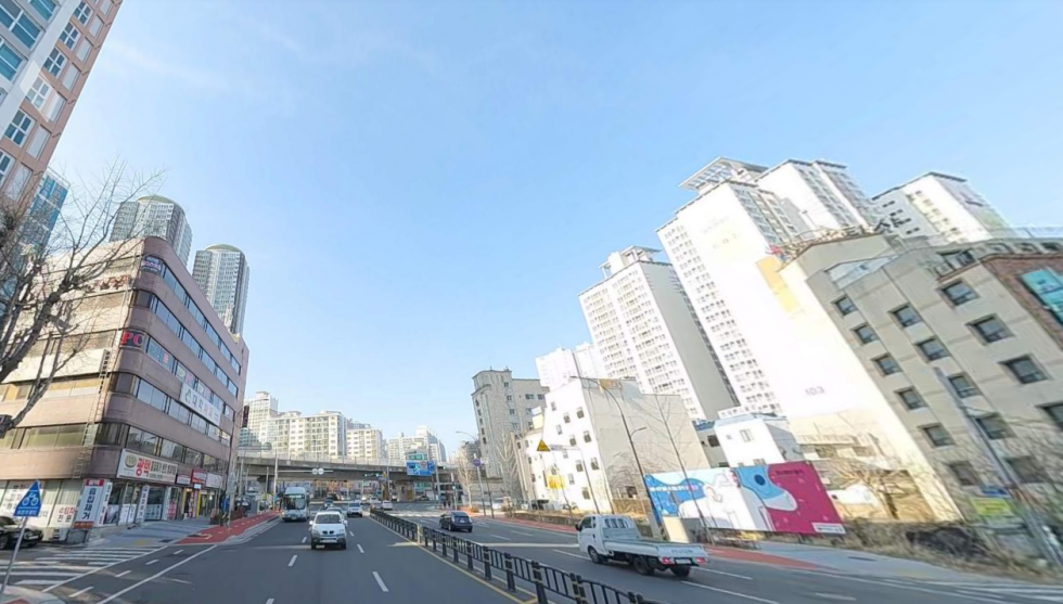 부산 부산진구 부암동 부암동 진구청 인근 6차선 대로변 무권리 4층 88평 저렴한 임대료 체육시설 사무실 병의원 월세 매물번호 15027 사진 1