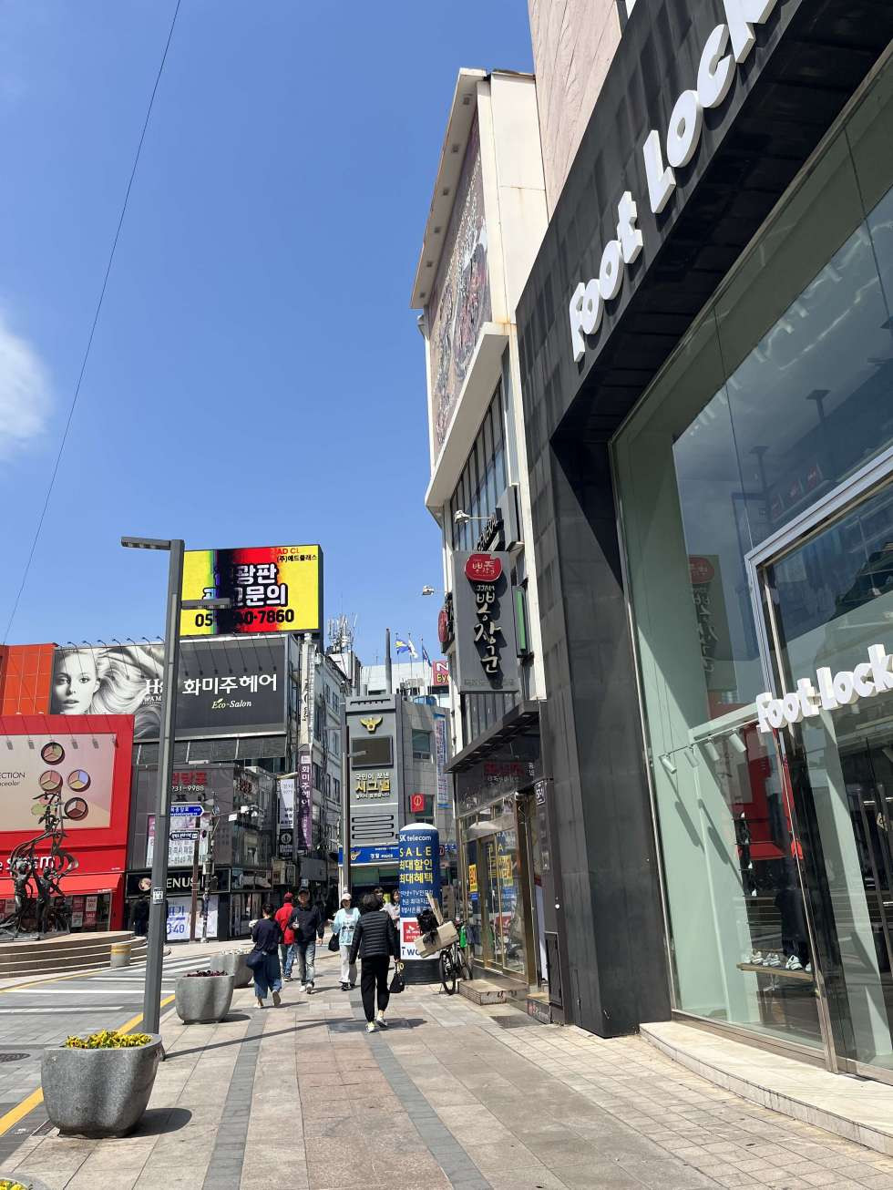 부산 중구 광복동2가 남포 광복로 ABC마트 거리 2-3층 복층 구조 매장 광고효과 뛰어난 매장 월세 매물번호 15014 사진 1