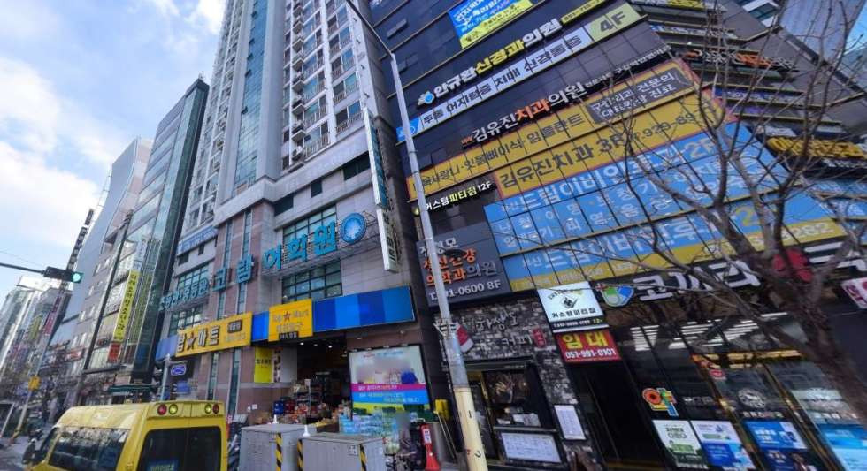 부산 부산진구 개금동 개금 초역세권 대로변 90평 무권리 대형상가 월세 매물번호 15190 사진 1