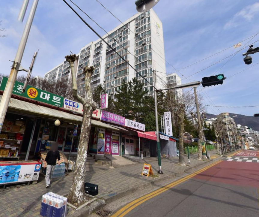 부산 부산진구 당감동 당감동 아파트 밀집지역/전면 넓은 상가건물/2층 45평 월세 매물번호 15462 사진 1