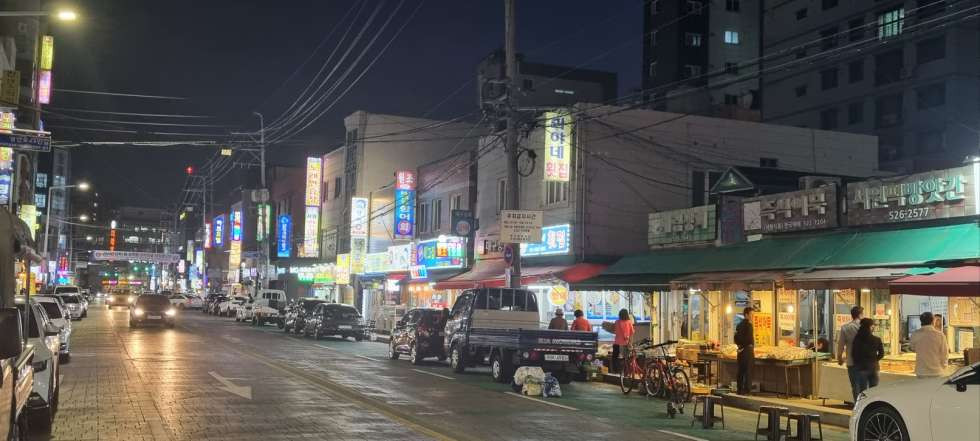 부산 동래구 안락동 안락동 서원시장 큰대로변 코너 1층 37평 소액권리금 넓은 전면에 음식점 추천 월세 매물번호 15039 사진 1