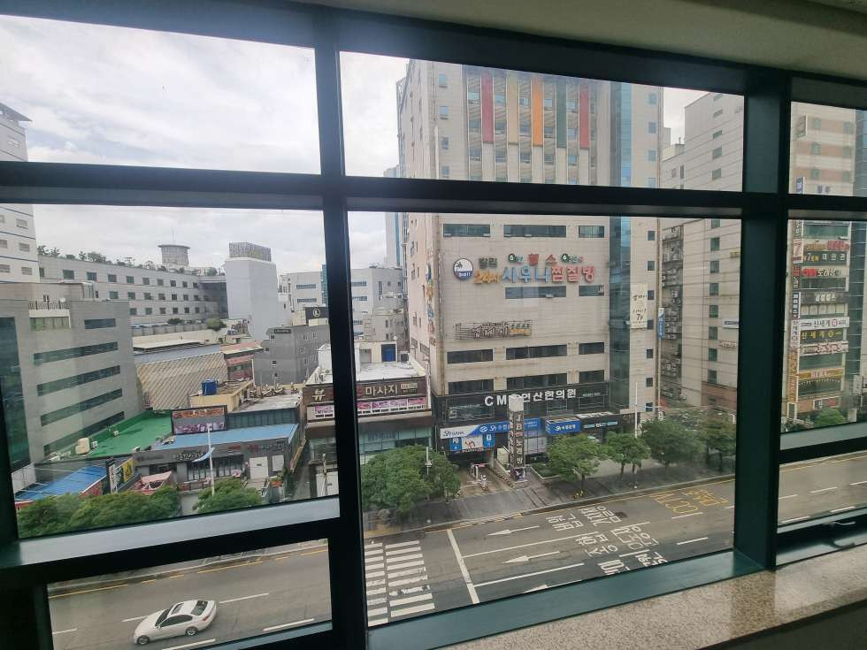 부산 연제구 연산동 연산역 역세권/대로변 노출 좋은 사무실 임대! 6층 55평 월세 매물번호 15606 사진 3