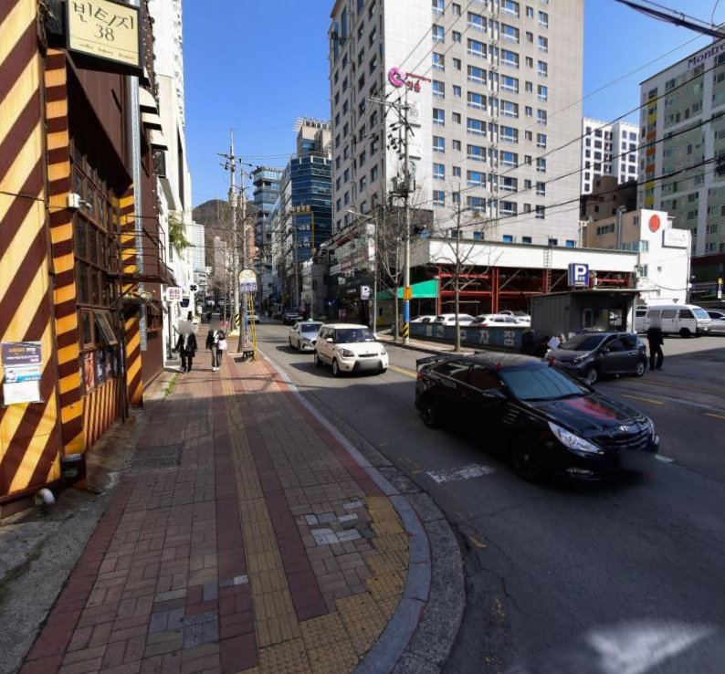 부산 부산진구 전포동 전포 카페거리 1층 2평 저렴한 다용도 추천 상가 월세 매물번호 15623 사진 1