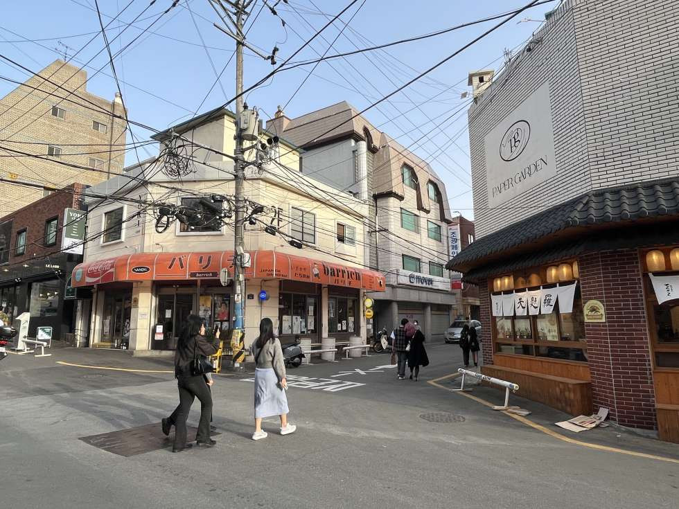 부산 부산진구 전포동 전포사잇길 무권리 관리잘된 지하상가 저렴한 임대료 월세 매물번호 15621 사진 1