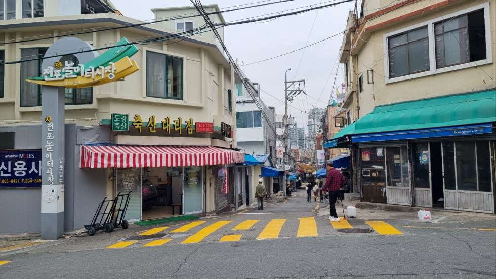부산 부산진구 전포동 198-11 (1000/60 /소액권리금)1F/19평/전포놀이터시장내 시설완비/배달업 강력추천!! 월세 매물번호 14840 사진 1