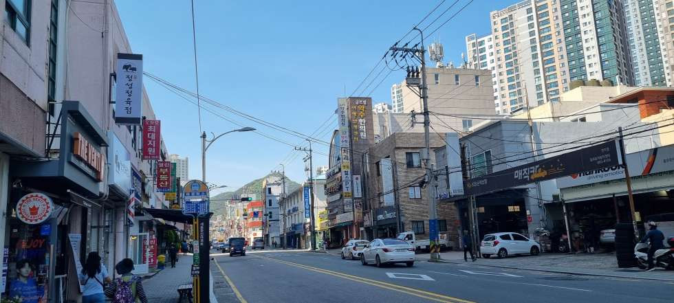 부산 부산진구 연지동 연지 세동한신 앞 대로변 2층 43평 필리테스 사무실 추천 월세 매물번호 15654 사진 1