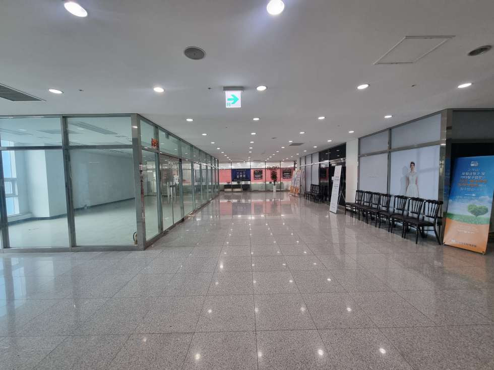 부산 연제구 연산동 에이동 연산역 초역세권/연산동 랜드마크 오피스 빌딩! 9층 전용 20평 사무실 임대 월세 매물번호 15614 사진 2