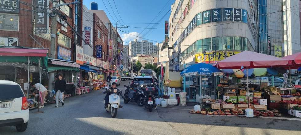 부산 동래구 안락동 서원시장 큰 대로변 1층 12평 저렴한 월세 넓은 전면 각종 판매점 추천 월세 매물번호 15078 사진 1