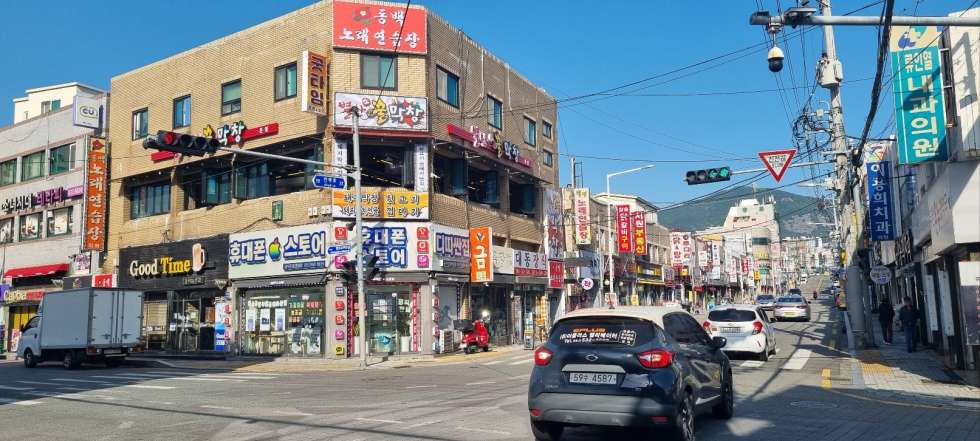 부산 동래구 안락동 안락메디컬센터동 서원시장 대로변 1층 8평 판매점 디저트 테이크아웃 월세 매물번호 15472 사진 1