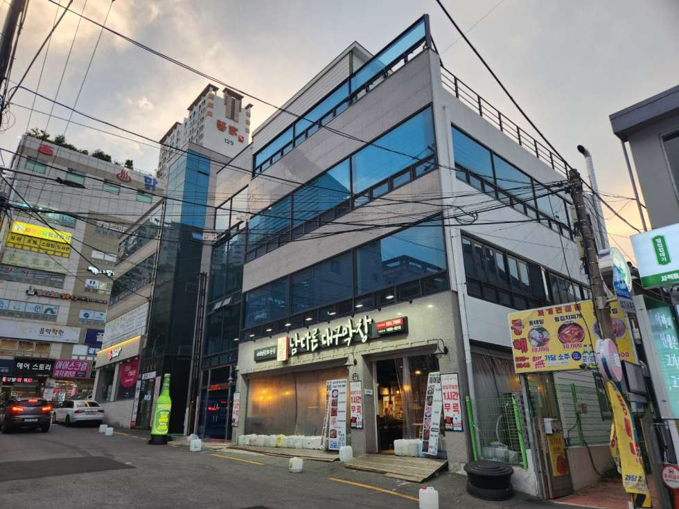 부산 동래구 사직동 사직동 사직시장 부근 음식점 하기 좋은 대형평수 약45평 월세 매물번호 13516 사진 2