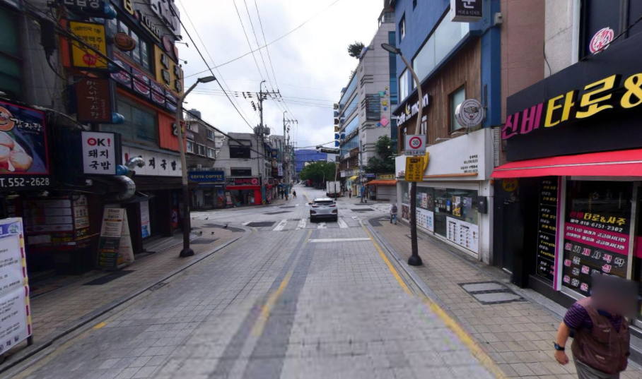 부산 동래구 명륜동 동래 지하철역 근처 1층 8평 프랜차이즈 창업 추천 상가 월세 매물번호 15888 사진 1