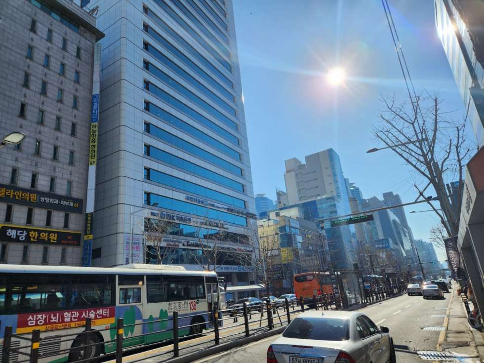 부산 부산진구 부전동 서면 대로변 / 서면역 바로 앞 / 실평수 약110평 월세 매물번호 10261 사진 3
