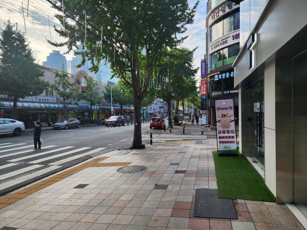 부산 부산진구 부전동 서면 복개로 메인 1층 공실 무권리 상가 임대 월세 매물번호 16097 사진 1